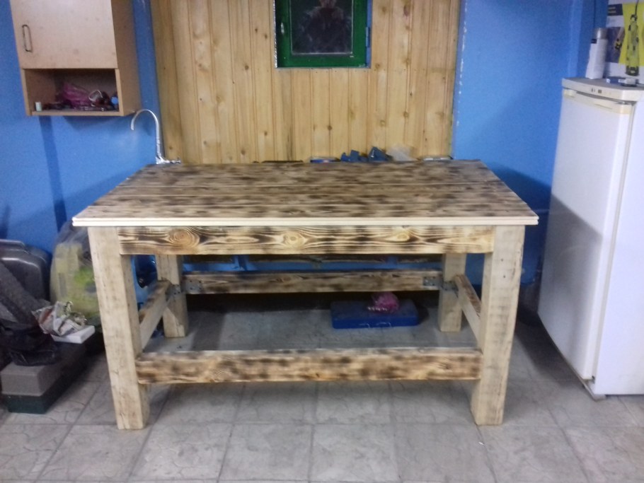 Верстак из досок