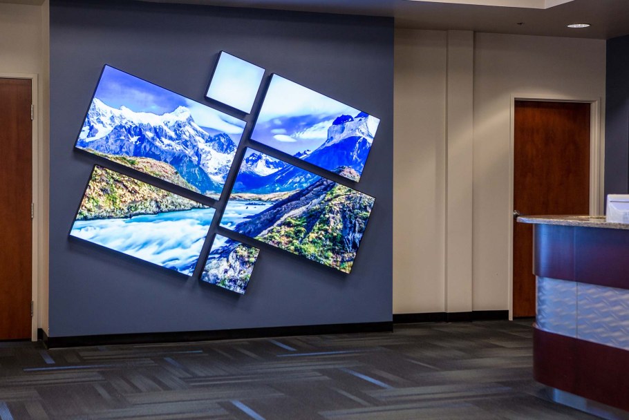 Дисплей для видеостен, 55"