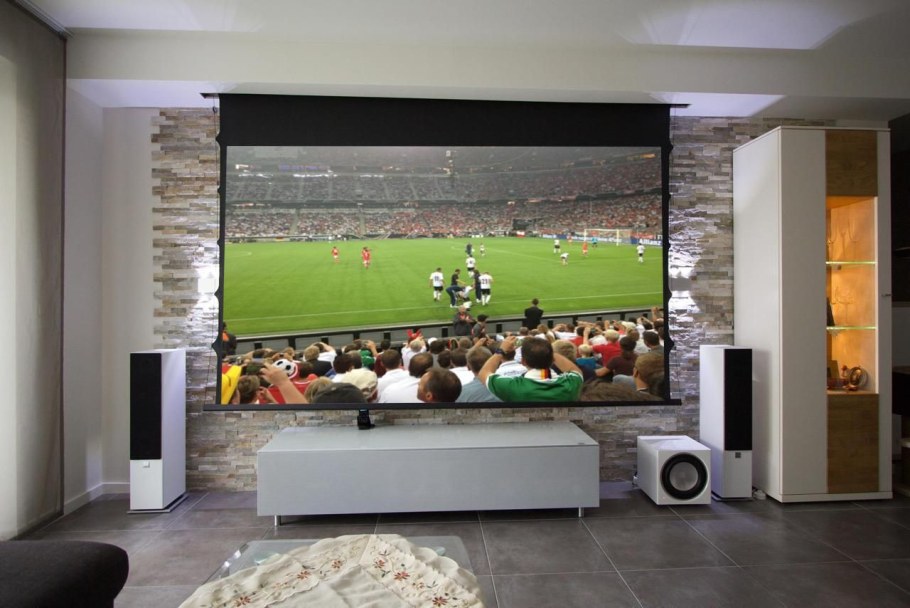 Гостиная с проектором