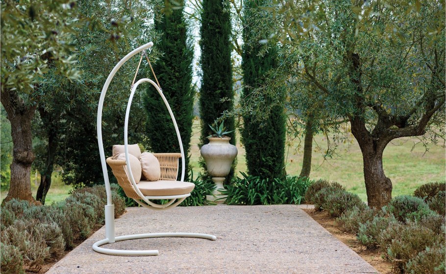 Ландшафт с креслами