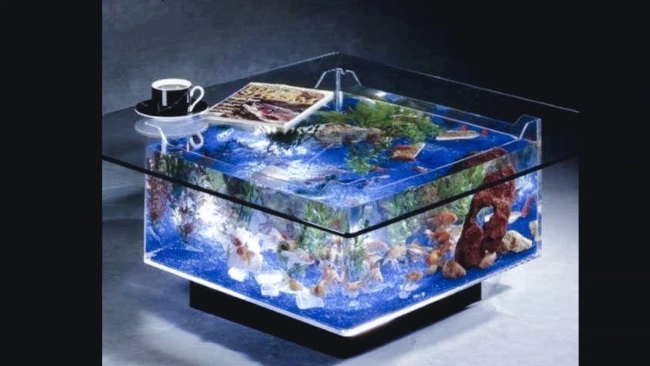 Журнальный столик с рыбками