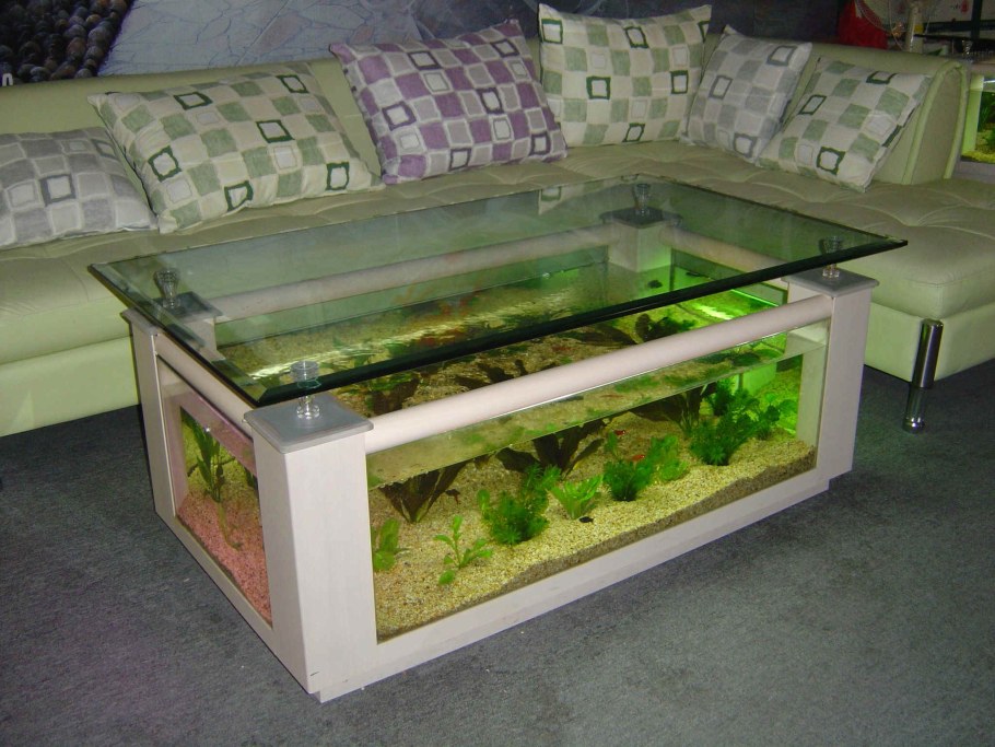 Журнальный столик из аквариума