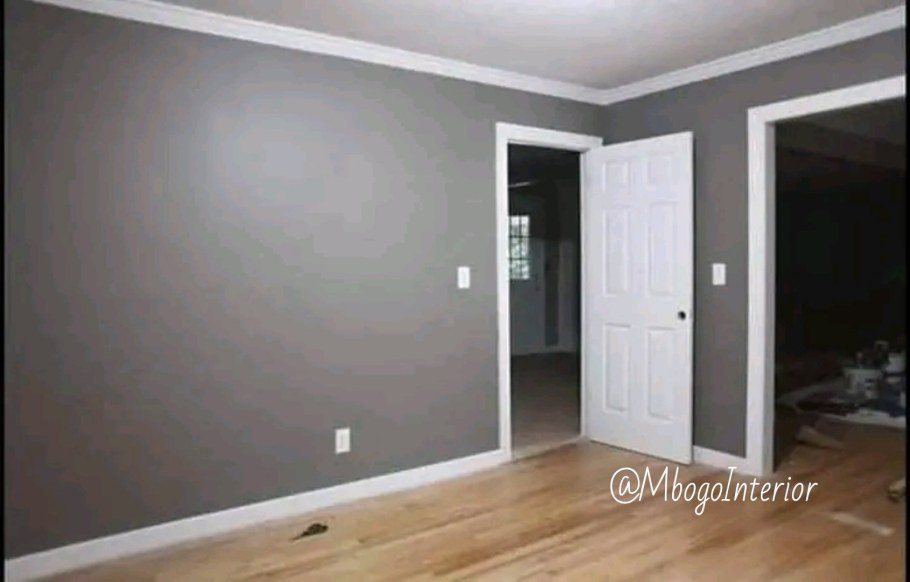 Плинтус в цвет стен