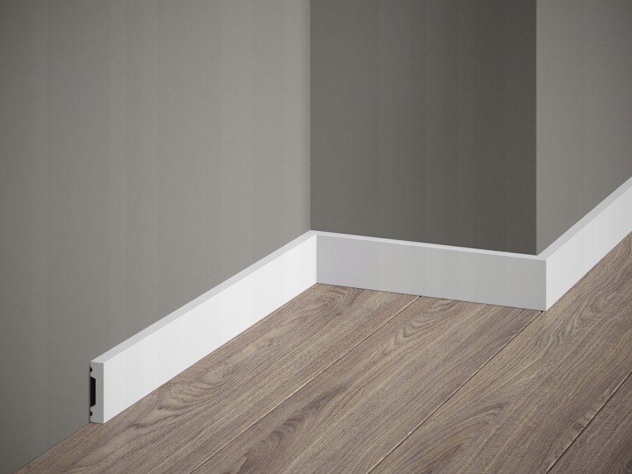 Плинтус dd701