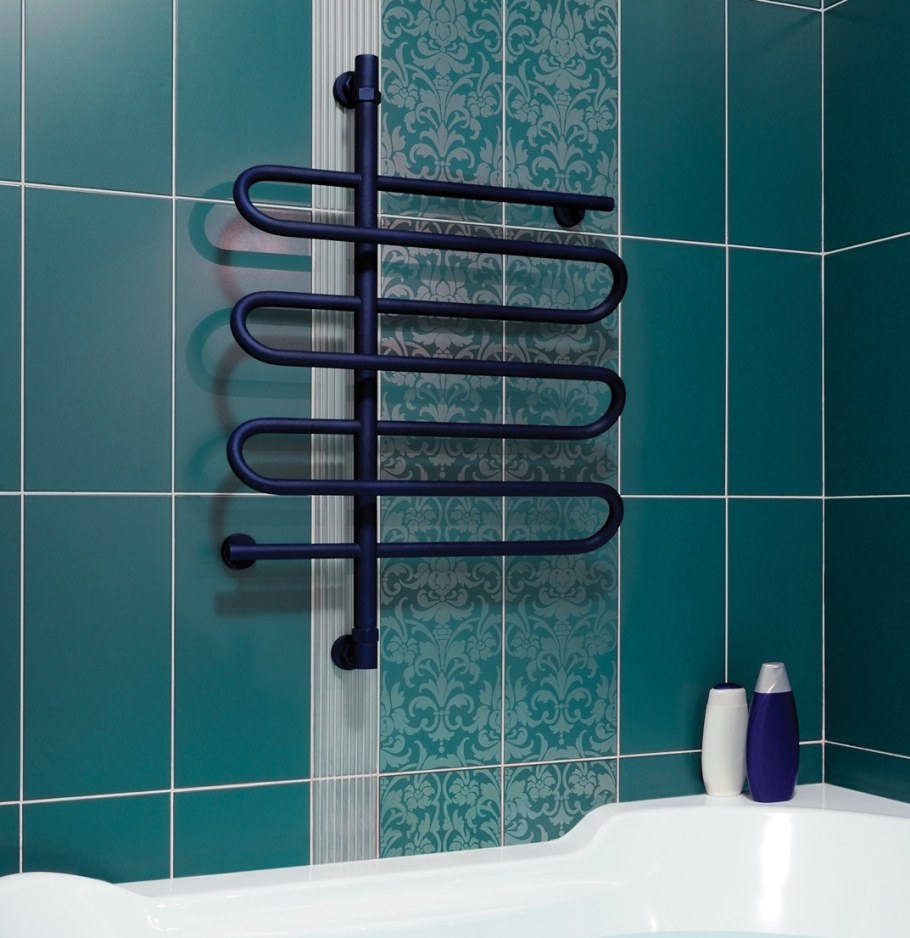 Полотенцесушитель в ванной ,, Сунержа. Водяной