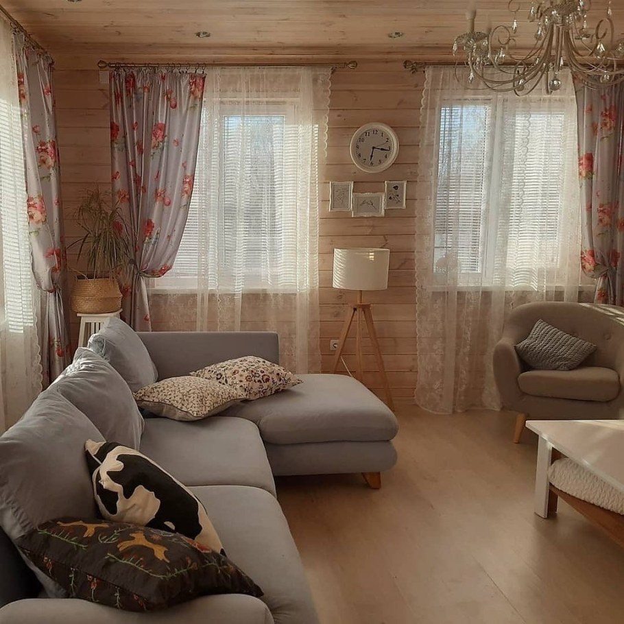 Уютная гостиная на даче