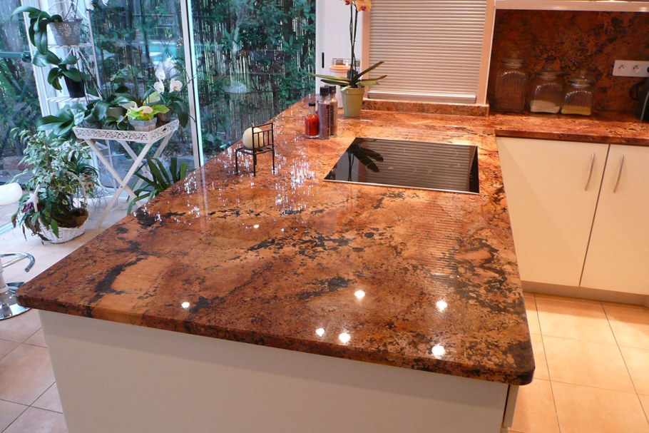 Кварцевый агломерат под Оникс