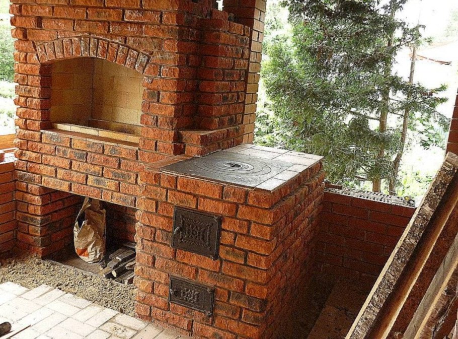 Дачный мангал из кирпича