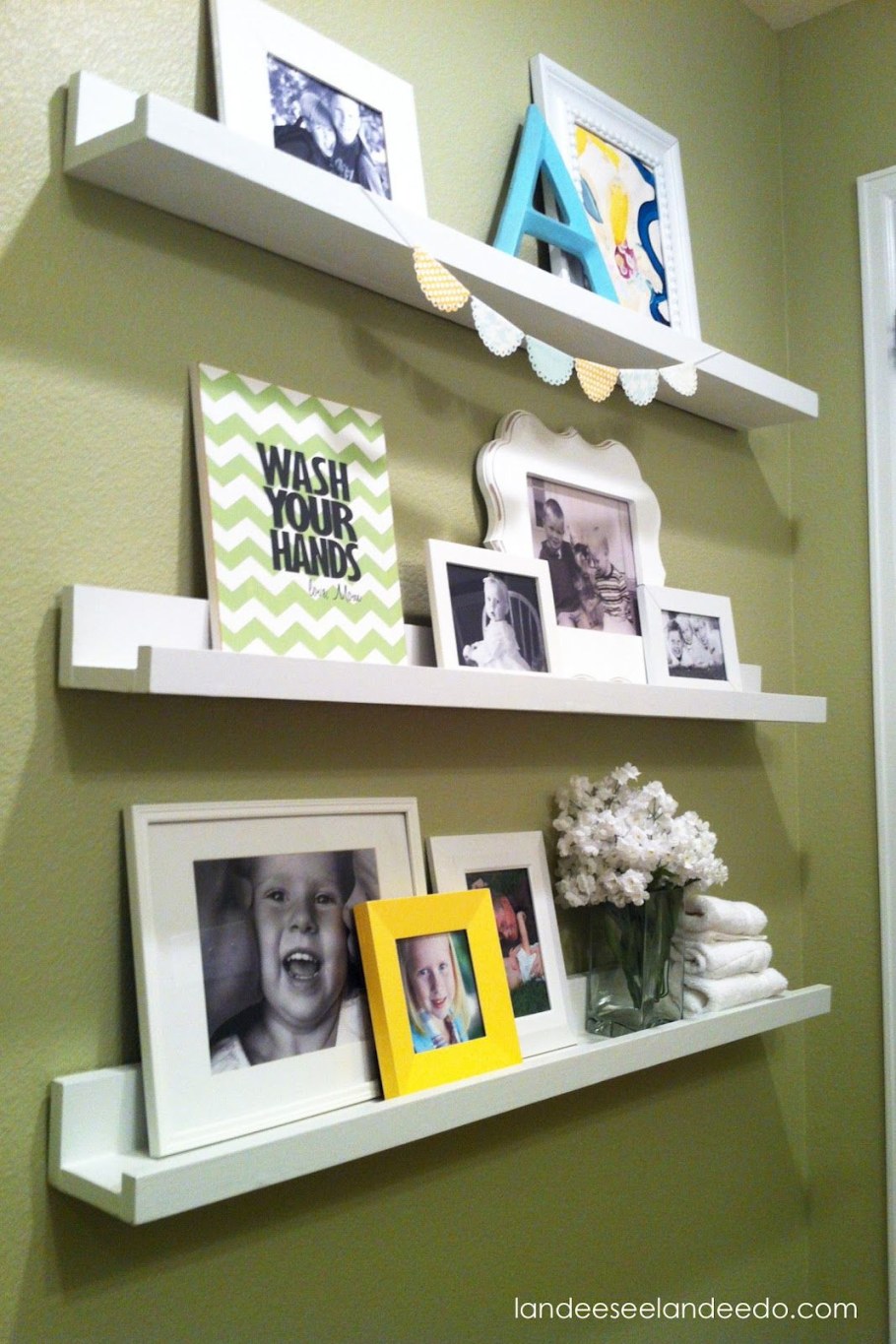 Полка для картин икеа МОССЛЭНДА