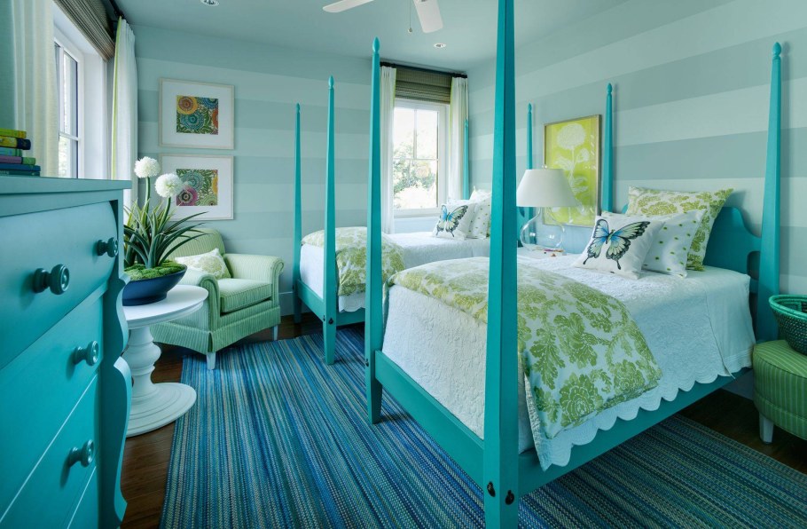 Бирюзовый потолок