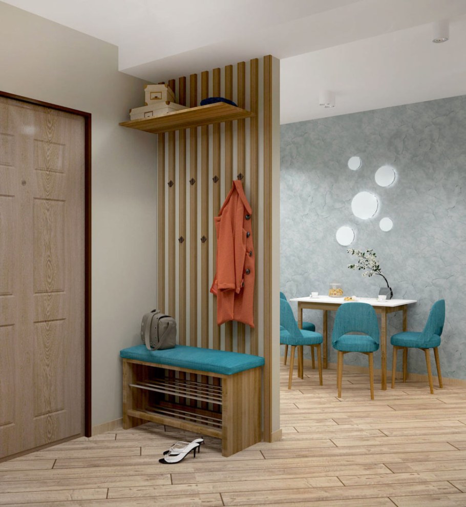 Рейки в прихожей и вешалки