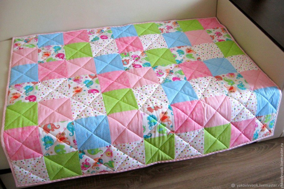 Детское лоскутное одеяло