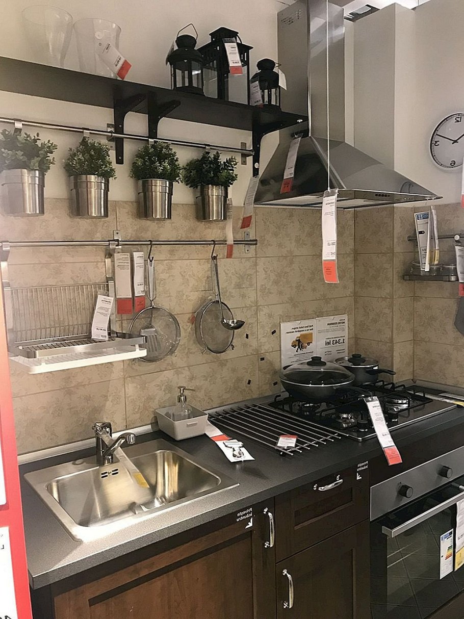 Металлическая икеа миникухня