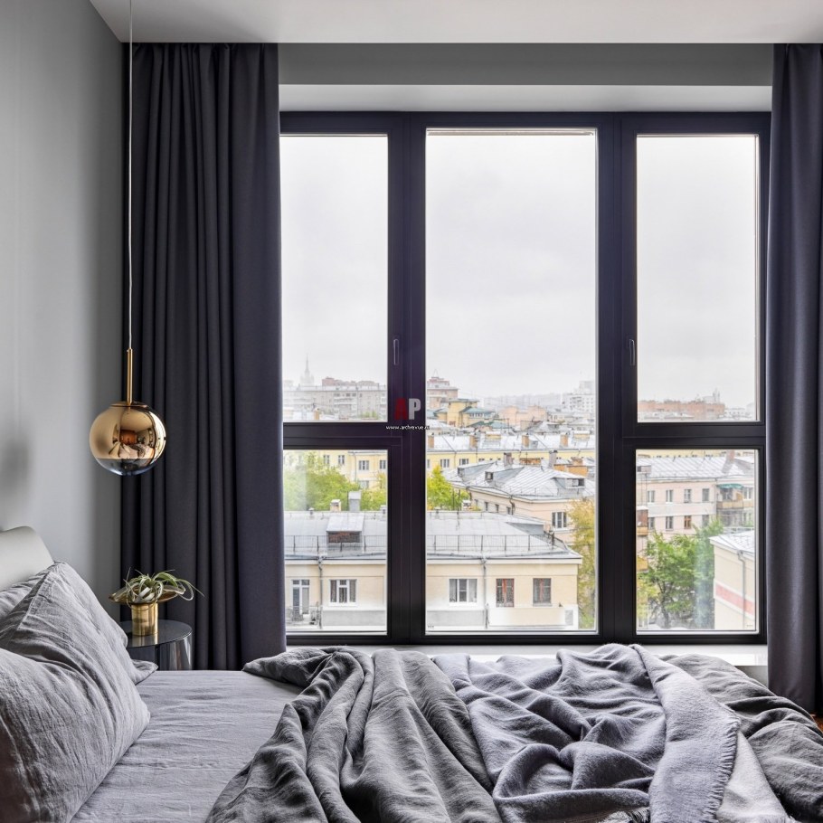 Черные окна