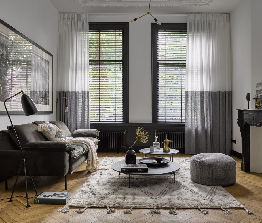 Серые шторы в интерьере