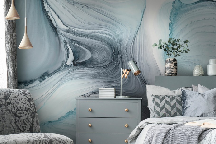 Обои с разводами для стен