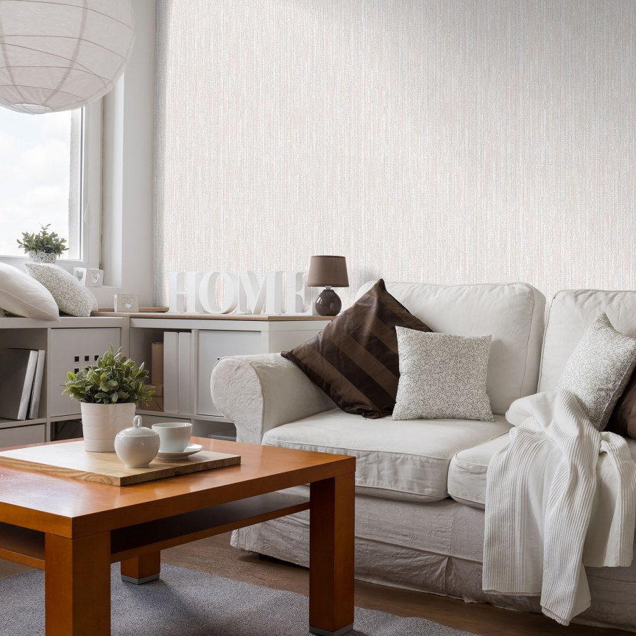 Флизелиновые обои в интерьере гостиной