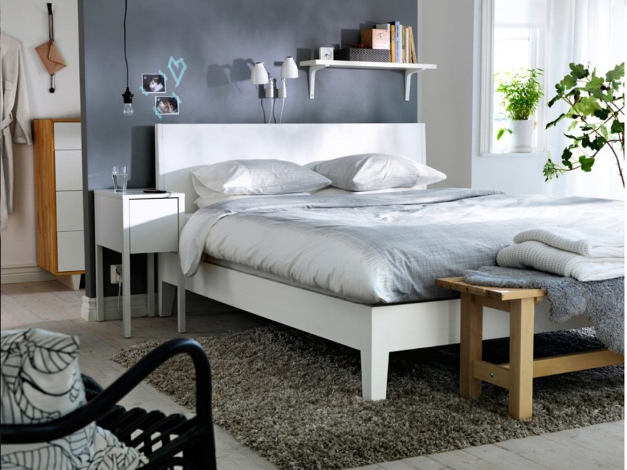 Кровать НОРДЛИ икеа в интерьере