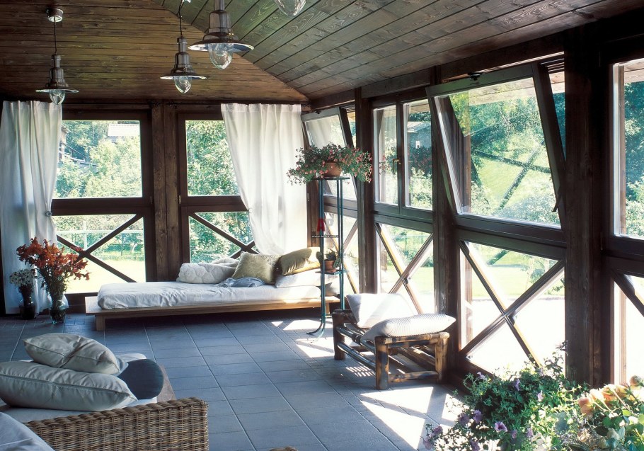 Интерьер маленькой веранды