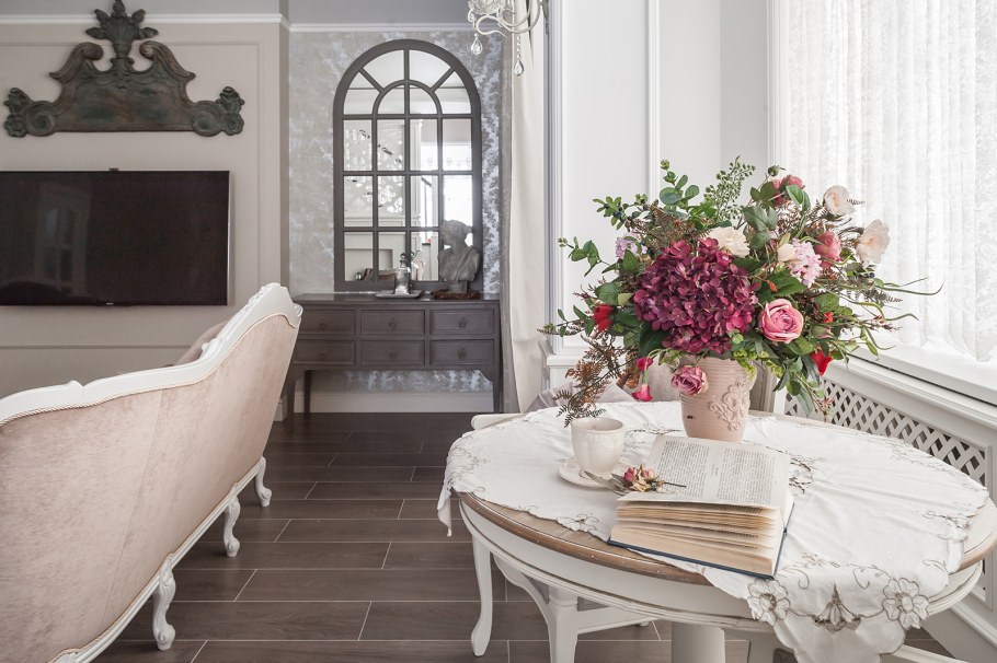 Цветы в классическом интерьере