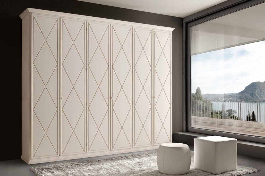 Ferretti e Ferretti шкаф