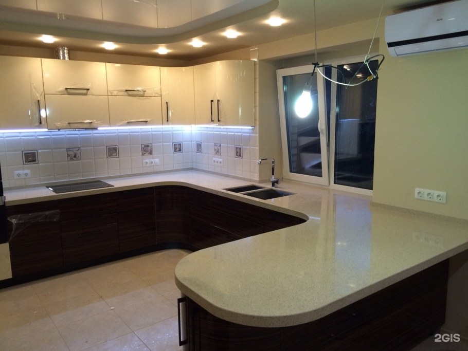 П образная столешница из искусственного камня