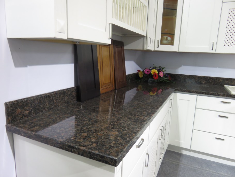 Столешница Умбрия темная