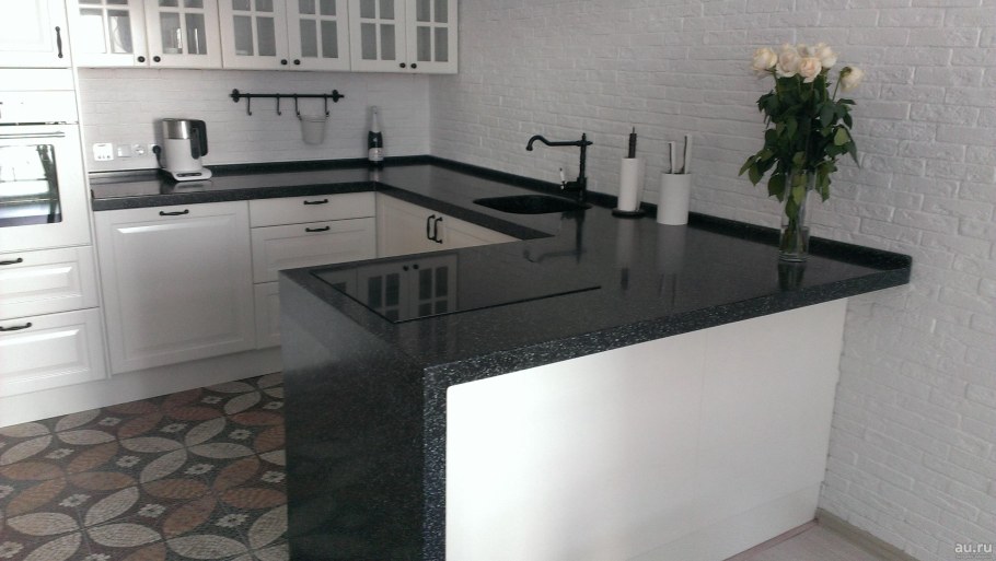 Technistone Brilliant Black