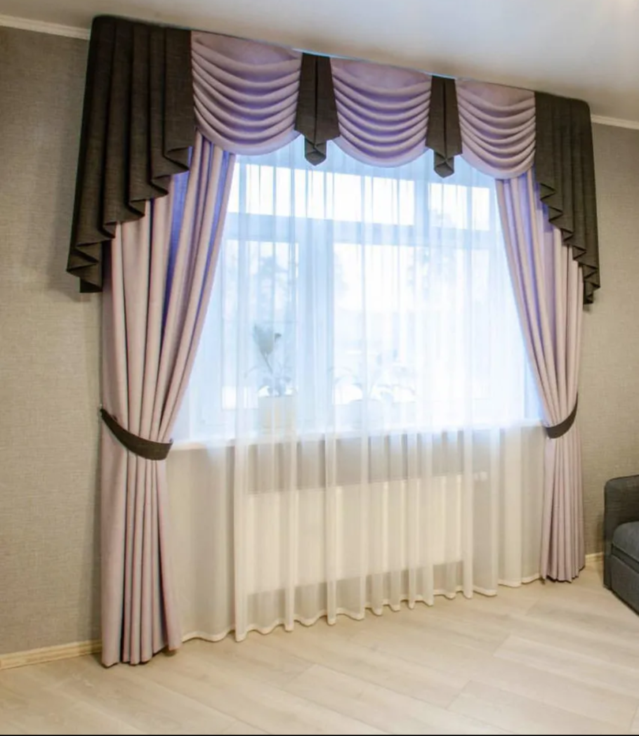 Шторы с ламбрекеном в гостиную