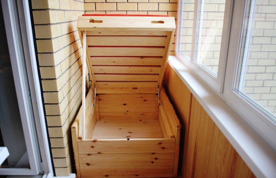 Ящик на балкон для хранения