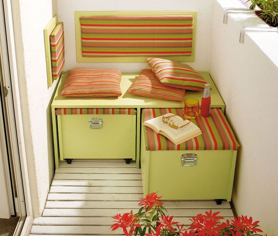 Ящик на балкон с сиденьем