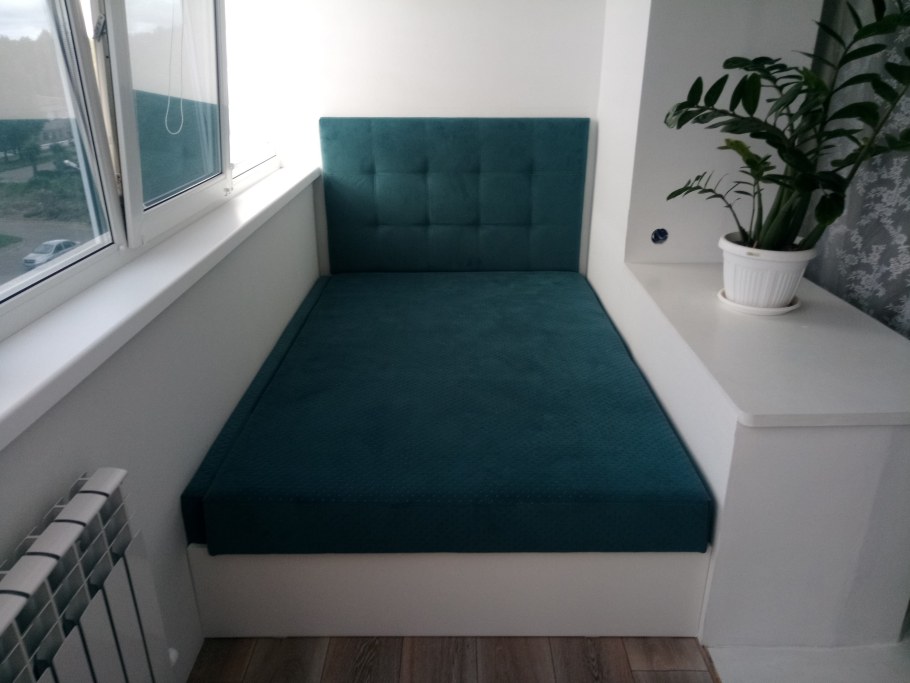 Диван на балкон раскладной