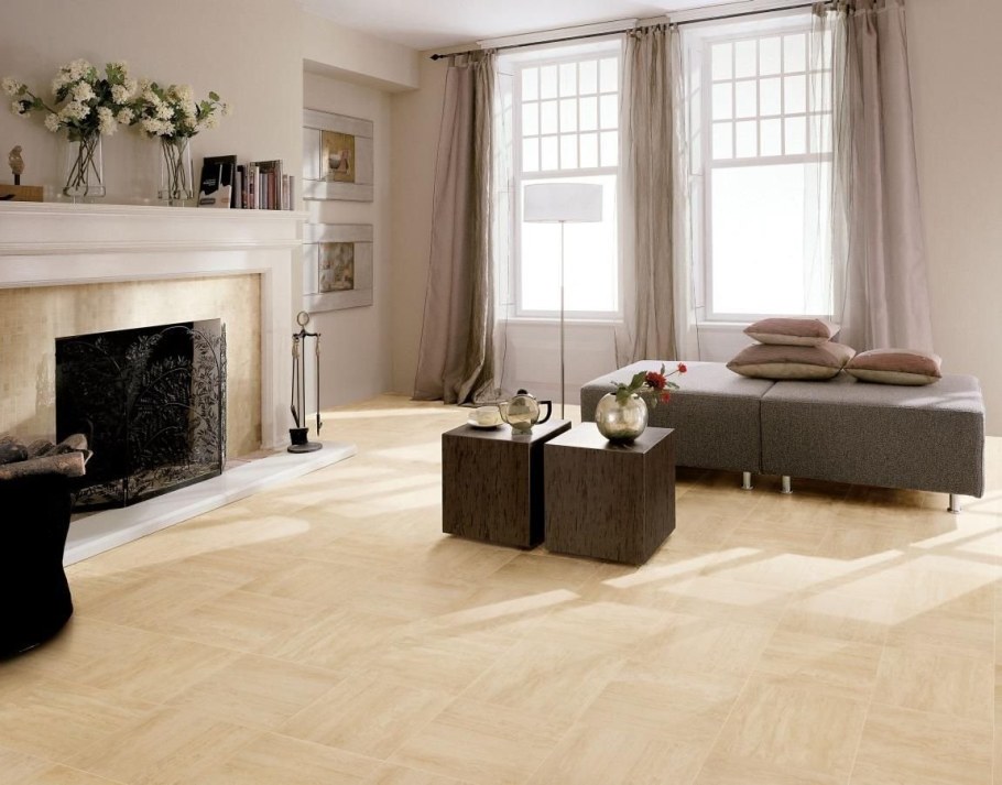 Пол из травертина