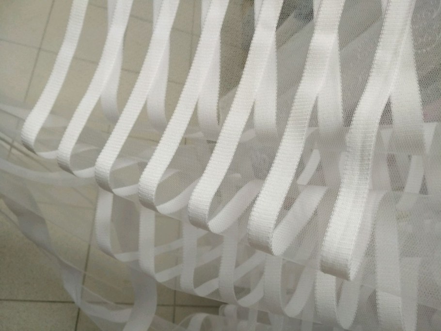 Тюль на шторной ленте