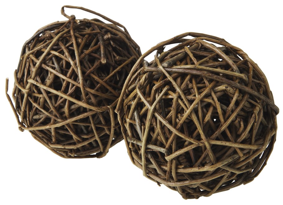 Шар из прутьев