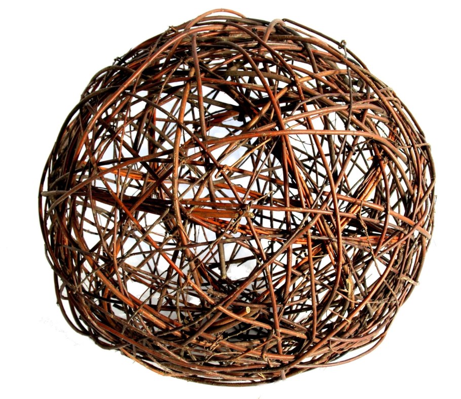Плетеные шары для интерьера