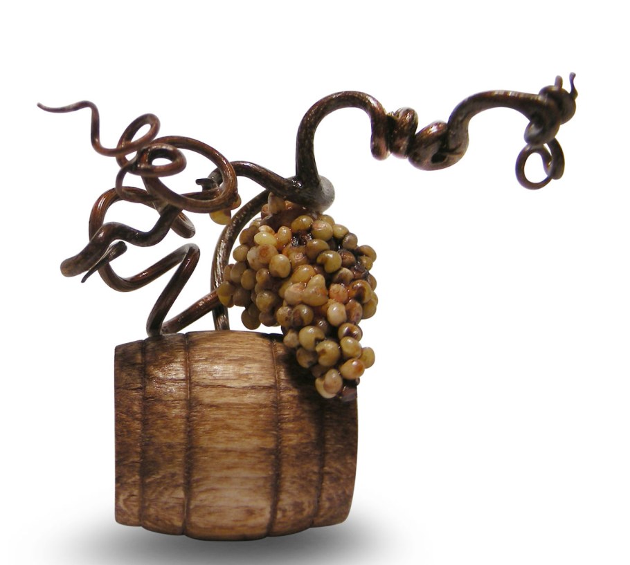 Светильник из лозы винограда