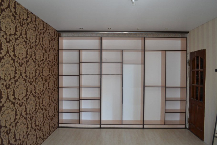 Встроенный шкаф купе