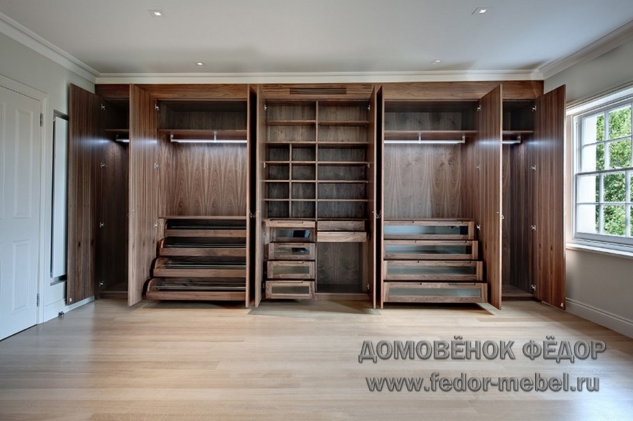 Встроенные шкафы деревянные