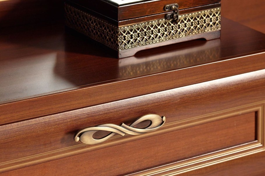 Спальня Александрия орех любимый дом