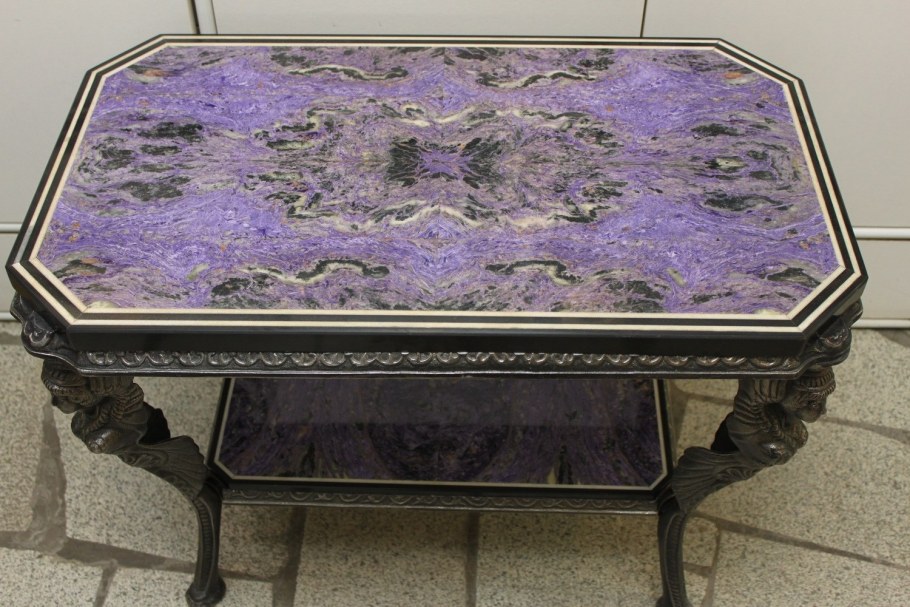 Флорентийская мозаика чароит