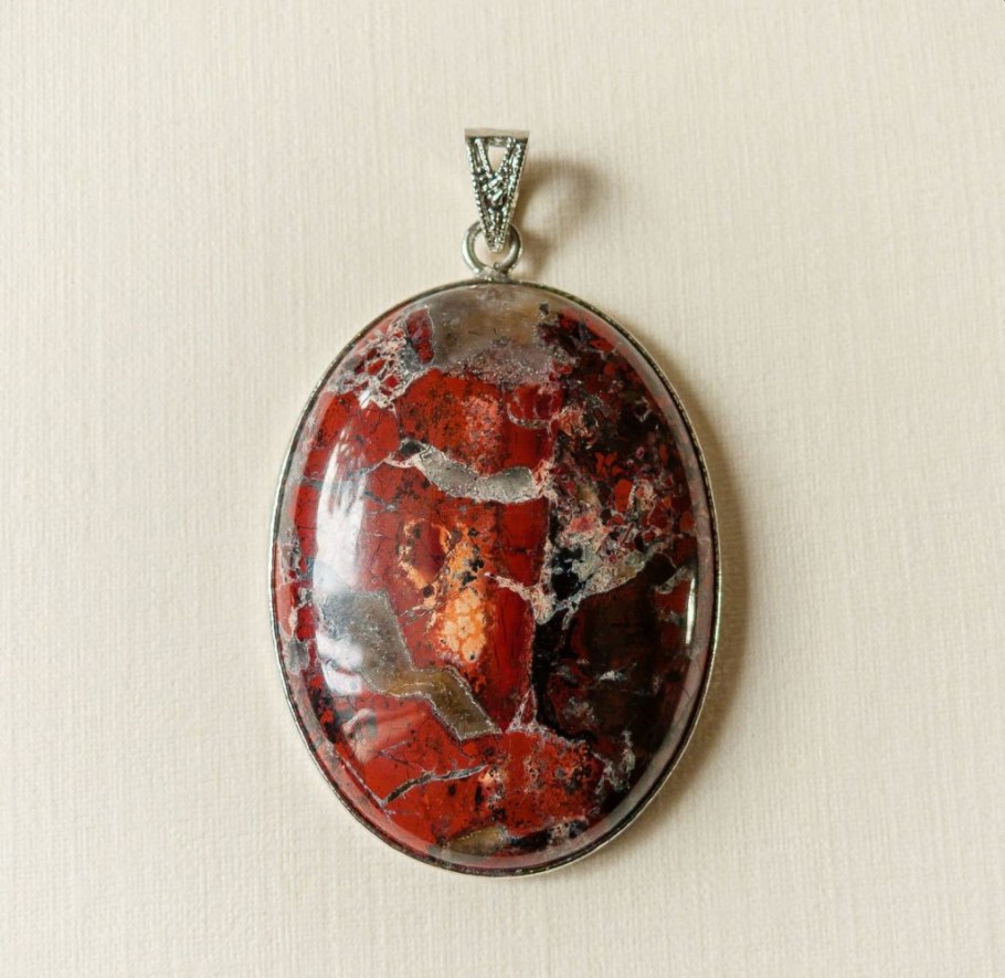 Ленточная кушкульдинская яшма