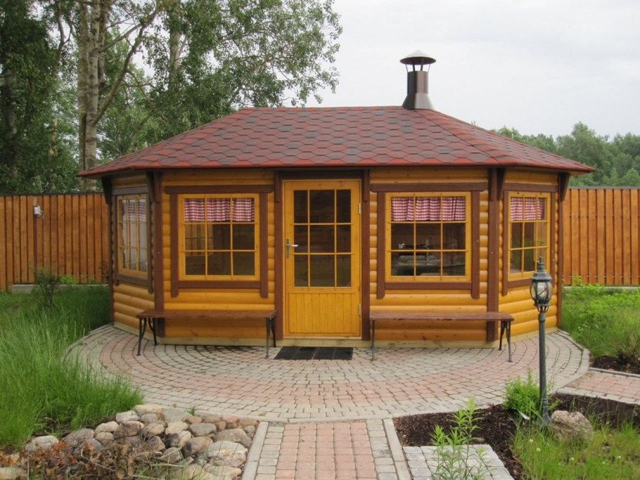 Шестигранная беседка блокхаус