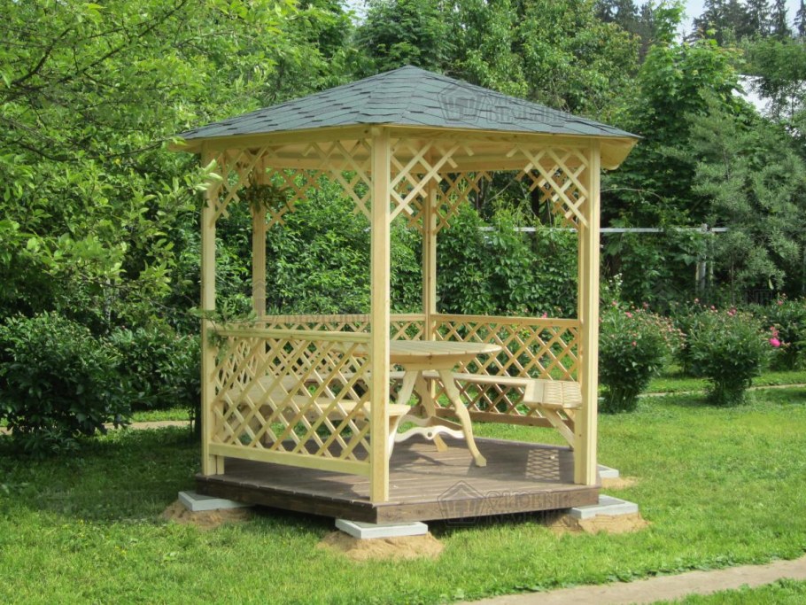 Сетчатая беседка