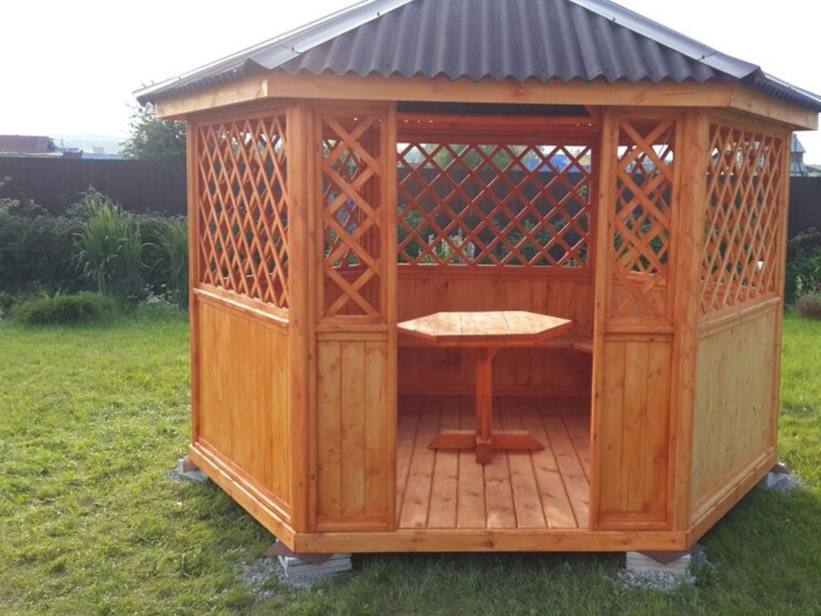 Беседки крашеные деревянные