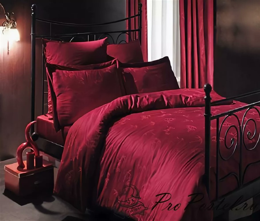 Спальня в Красном цвете