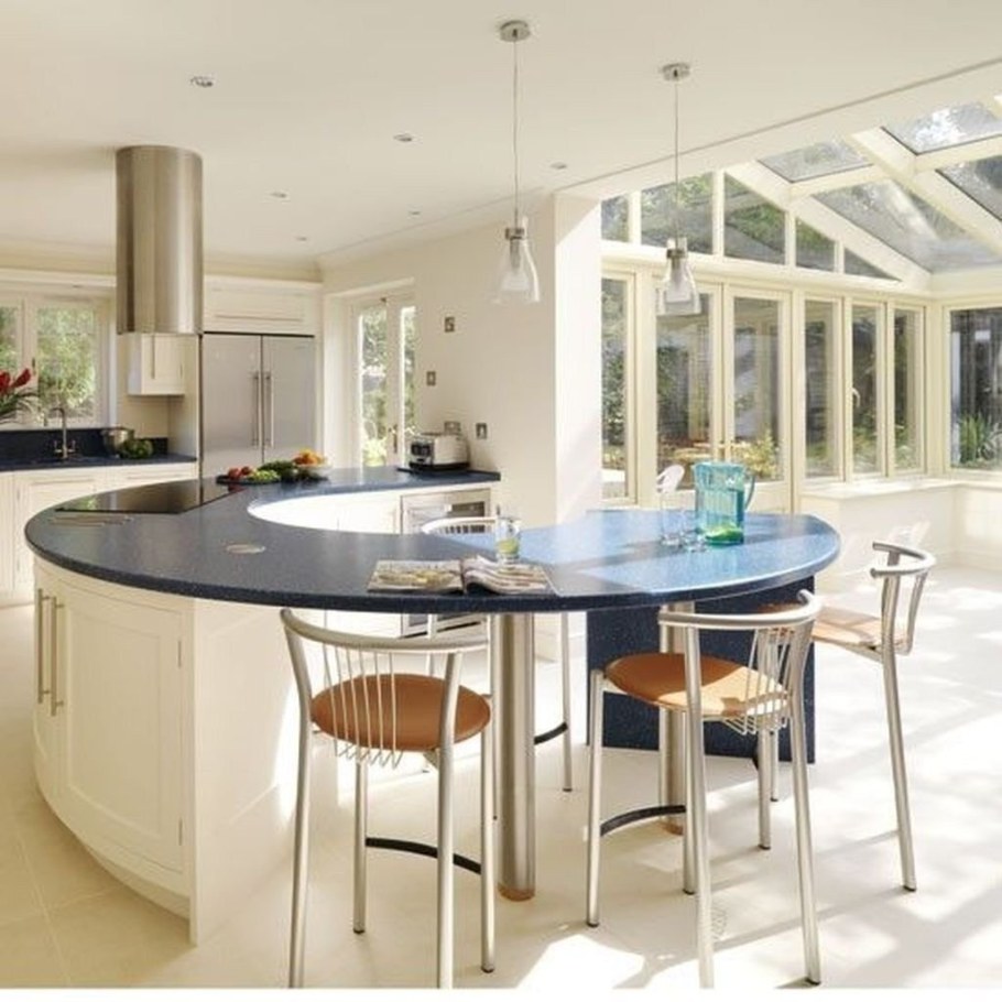 Круглый островок на кухне