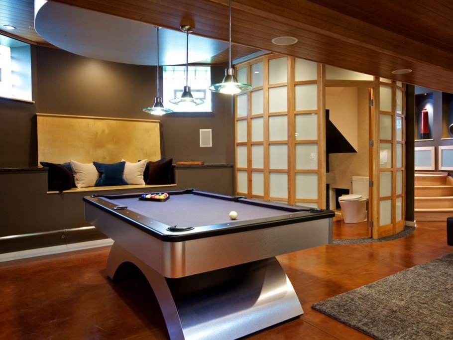 Комната в полуподвальном помещении