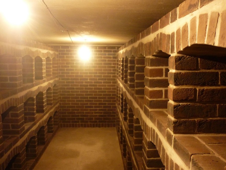 Погреб в частном доме