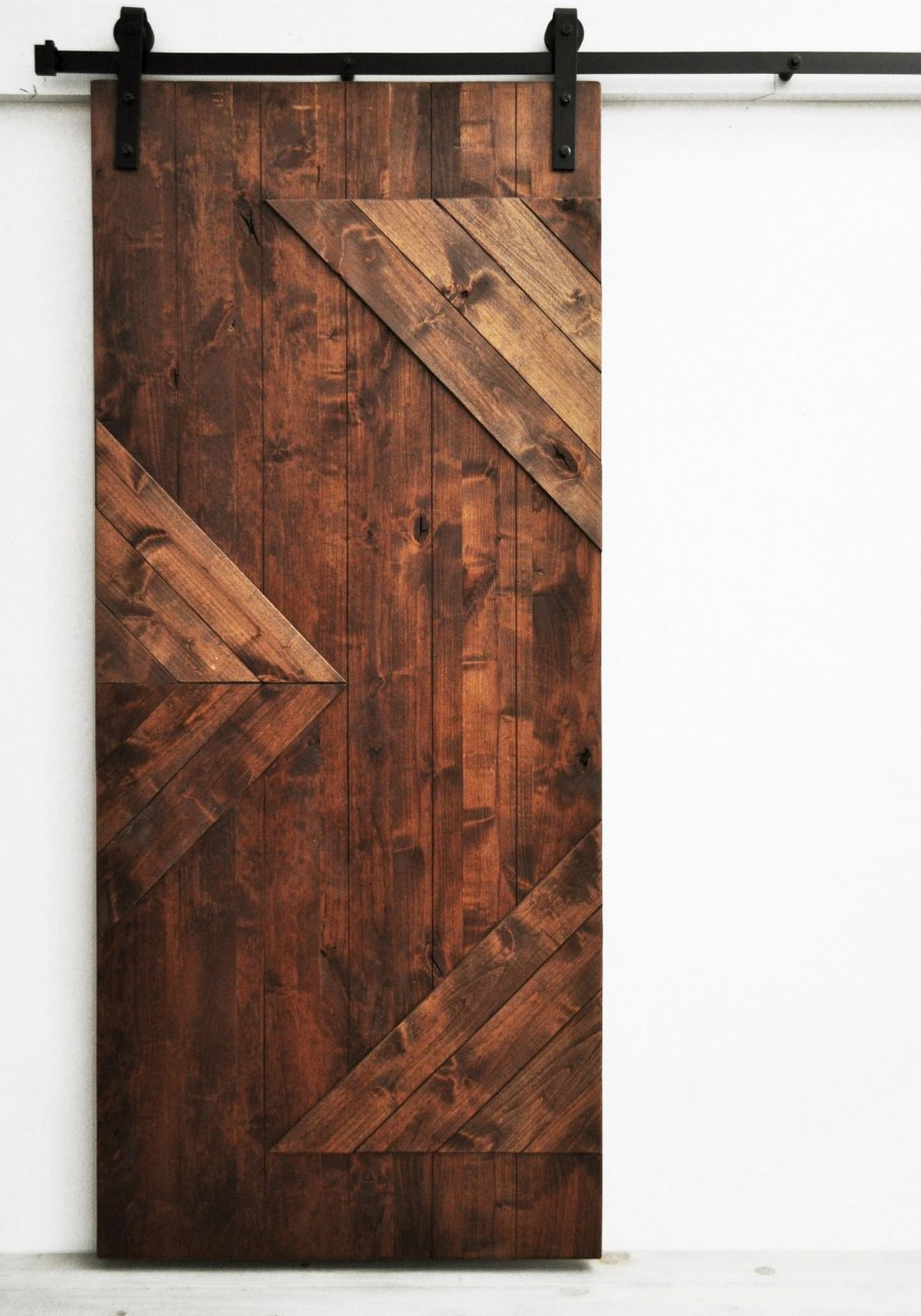 Деревянные двери в стиле лофт
